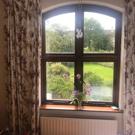 Tranquil Water Bed & Breakfast Midleton Exterior photo